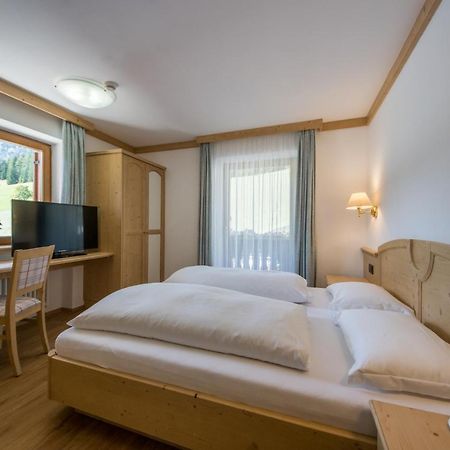 Garni Miriam Hotel La Villa  Bagian luar foto