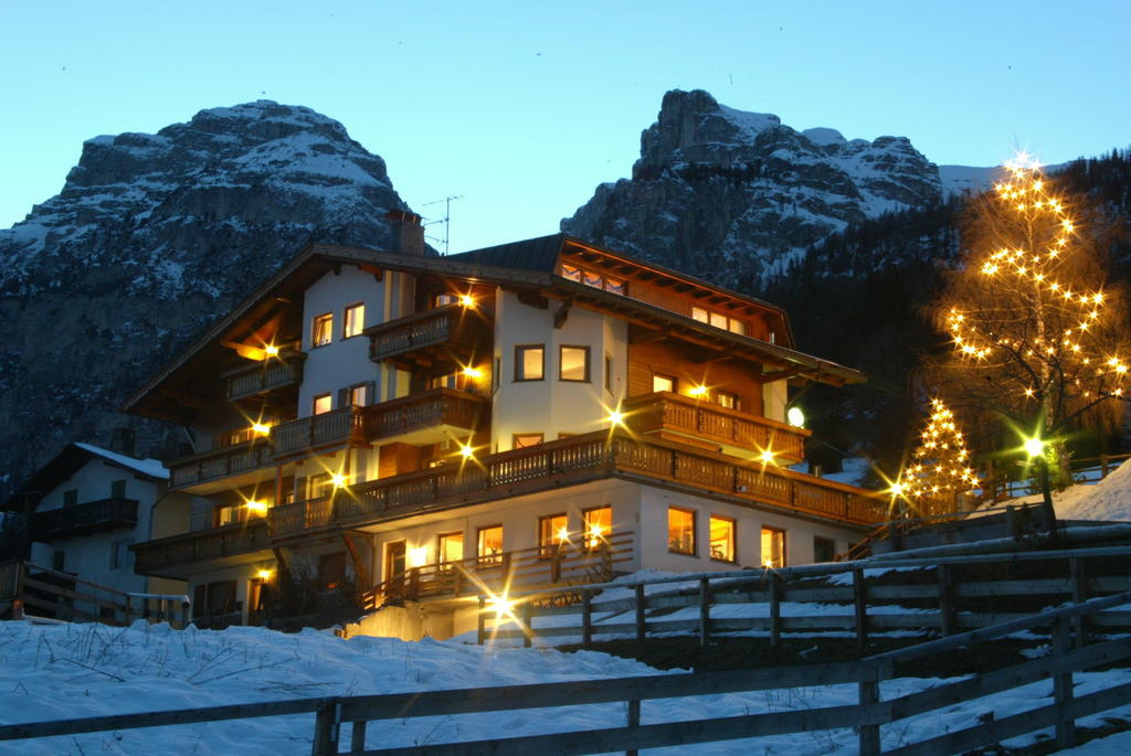 Garni Miriam Hotel La Villa  Bagian luar foto